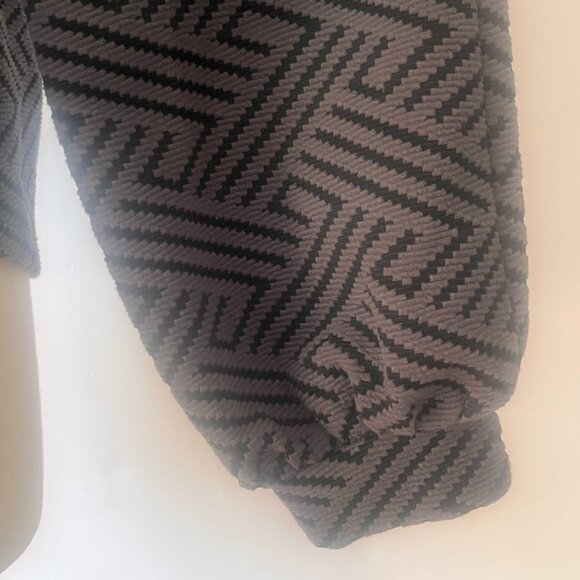 ANTHROPOLOGIE Westerly Geometric Pullover, Grey Motif, XS - Picture 9 of 12